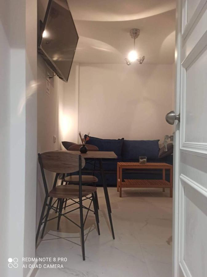 Oresti'S Villa Near Airport & Beach Ártemida Kültér fotó